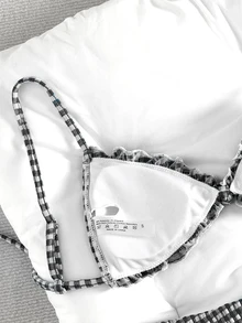 SHEIN Swim 紋理布料抓皺荷葉邊百褶前綁帶蝴蝶結抽繩腰部可愛甜美時尚活潑派對兩件式比基尼套裝 - 黑色 - 查看 4