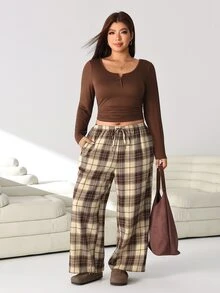Solflare Plus Size Solid Color Top & Plaid Pants Set - Multicolor - View 4