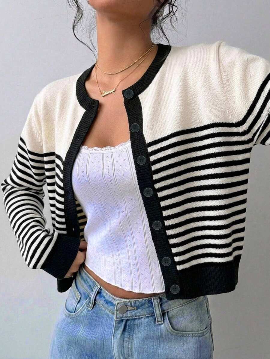 SHEIN BASICS 開學季條紋上衣休閒極簡開襟針織衫,適合秋冬外出穿著 - 黑色 - 查看 1