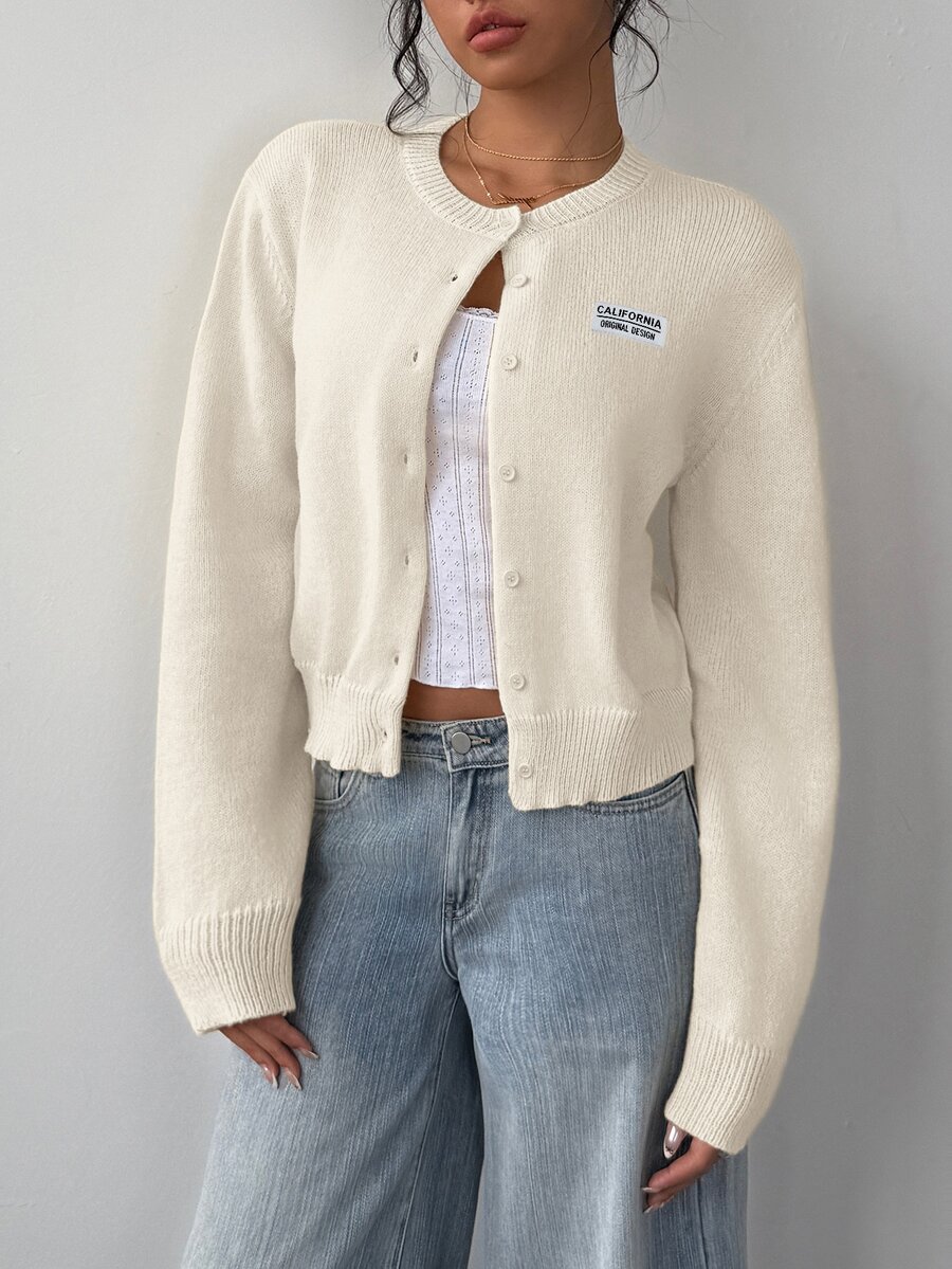 SHEIN BASICS Off-White 女款開襟羊毛衫 秋季針織上衣 通勤休閒圖案學院風基礎款 外出機場早午餐日常上學穿搭 - 彩色 - 查看 1