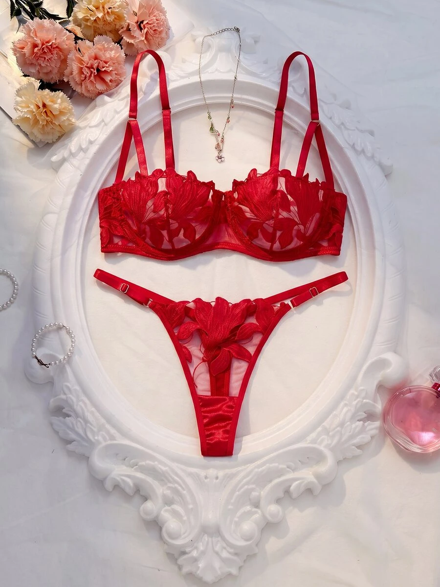SHEIN Conjunto de lencería de media copa con estampado de hoja de arce quemado, conjunto sexy de 2 piezas transparente - Rojo - Ver 1