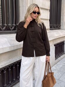 Easowa Curve Blus Plus Polos dengan Kancing Depan Bentuk Katak - Coffee Brown - View 6