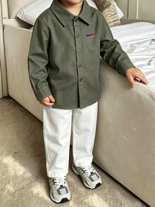 2件組男童襯衫長褲套裝，秋冬新款梭織布料長袖襯衫與長褲套裝，舒適休閒穿搭，適合日常穿著、居家穿著、兄弟配對，柔軟舒適布料，適合秋冬穿著，適合男童日常穿著 - 軍綠色 - 查看 4