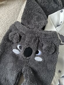 SHEIN Playful Pals 3 Pieces Set Baby Boy Cute Animal Koala 3D Design Fun Pattern Plush Hooded Jacket, Pants And Romper Outfit, Suitable For Autumn/Winter Outdoor Wear - Grey - View 3