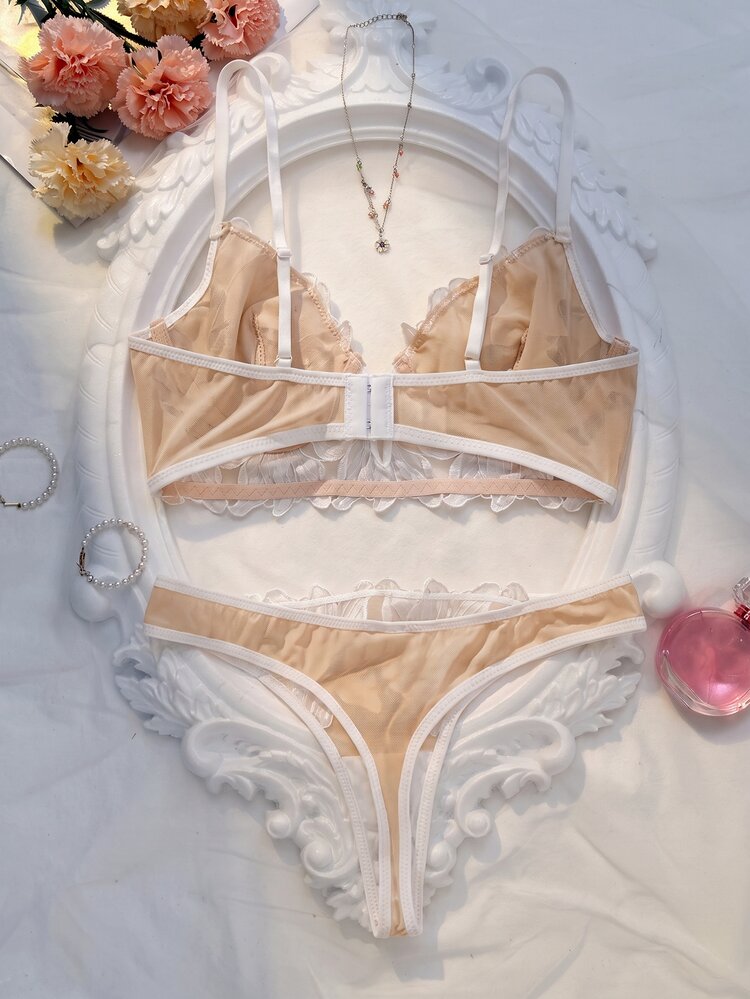 Crystal Vow Set Bra dan Celana Dalam Lingerie Seksi Klasik Prancis 2 Potong - Putih - View 2