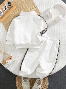 SHEIN 2 件套男婴/女婴休闲运动服，宽松字母图案印花装饰拉链夹克和裤子套装，适合外出、上学、聚会、秋冬返校服装，加厚羊毛 - 白色 - 查看 2