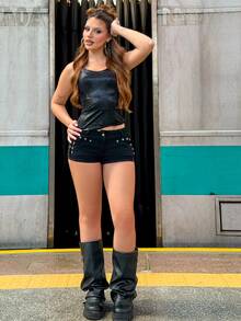 Vivi Wanderley Women's Punk Style Distressed Skinny Denim Shorts - Black - View 3
