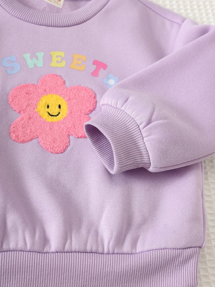 Cozy Pixies طقم 2 قطعة للبنات الرضع: سويت شيرت بول أوفر بياقة دائرية وأكمام طويلة مع طباعة حروف لطيفة وتطريز بنمط زهور على قماش فوطة، وبنطلون ليجنز مخطط بخصر مطاطي باللون البنفسجي - الأرجواني - مشاهدة 4