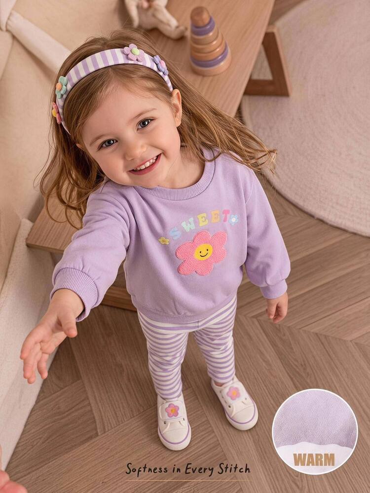Cozy Pixies طقم 2 قطعة للبنات الرضع: سويت شيرت بول أوفر بياقة دائرية وأكمام طويلة مع طباعة حروف لطيفة وتطريز بنمط زهور على قماش فوطة، وبنطلون ليجنز مخطط بخصر مطاطي باللون البنفسجي - الأرجواني - مشاهدة 1