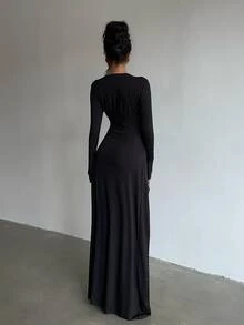 Glamine Gaun Bodycon Hitam Lengan Panjang Berpotongan V Dalam dengan Detail Kerut dan Belahan Tinggi, Gaun Malam Elegan Wanita untuk Tamu Pernikahan, Pesta Makan Malam, Koktail, dan Kencan Romantis. - Hitam - View 2