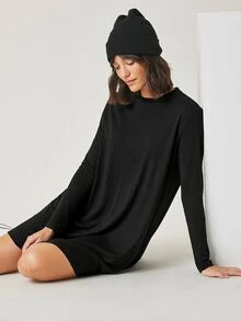 SHEIN Plus Size Women Casual Black Solid Color Round Neck Long Sleeve Short T-Shirt Dress - Black - View 4