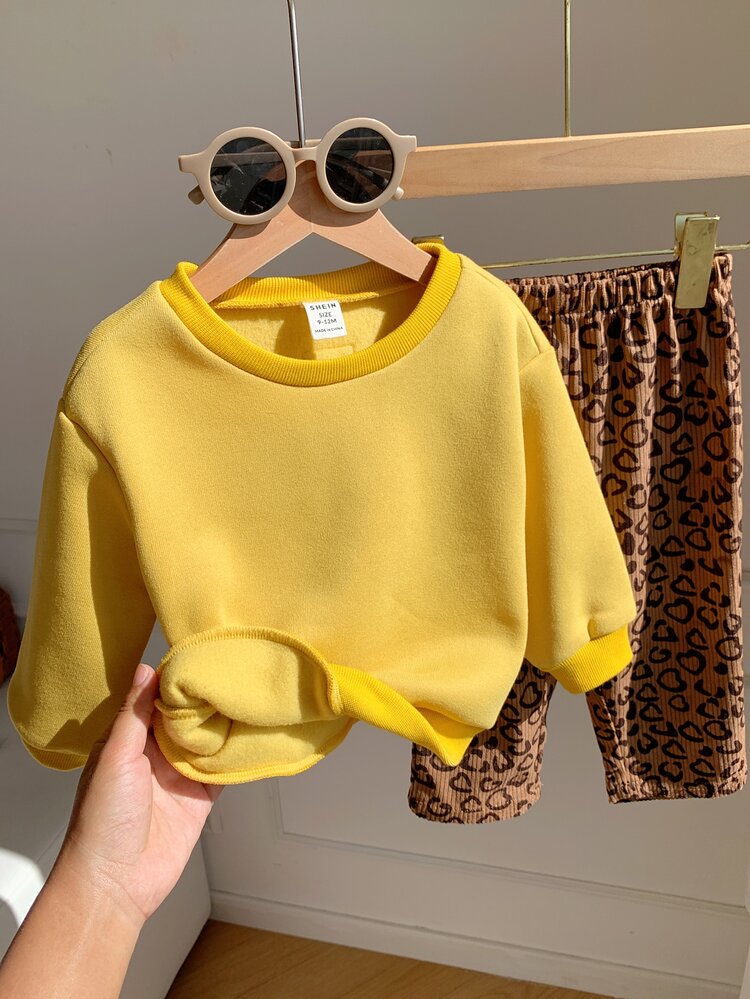 Setelan 2 Potong Musim Gugur/Dingin untuk Bayi Laki-laki dan Perempuan, Balita Laki-laki, Lengan Panjang dan Celana Motif Leopard, Nyaman, Serbaguna, Kasual, Modis, Sporty, Minimalis, Cocok untuk Semua Gaya, Cocok untuk Dalam Ruangan, Luar Ruangan, Sehari-hari, Olahraga, Bermain, Pesta, Fotografi, Liburan, Semua Musim - Mustard Yellow - View 2