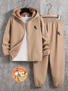 SHEIN 2件組兒童青少年男孩保暖內裡刷毛加厚連帽小馬動物印花正肩冬季夾克休閒運動基礎長褲套裝，適合冬季通勤、上學、日常休閒、度假旅行 - 卡其色 - 查看 8