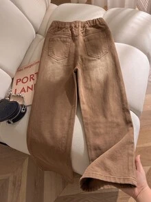 SHEIN Genkimix Kids 女童牛仔長褲，四季新款，美式休閒復古棕色牛仔，彈性腰頭設計，結合貓鬚與噴洗效果，牛仔磨損洗水工藝，直筒寬腿版型，柔軟舒適面料，百搭，適合日常出遊、聚會、旅行等多種場景，四季新款女童牛仔長褲 - 棕色 - 查看 2