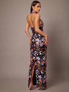 Silquee Gaun Wanita Elegan dengan Detail Payet yang Indah dan Model Halter Neck untuk Pesta Malam dan Kencan - Hitam - View 4