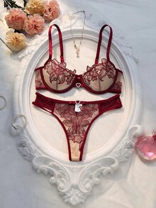 Crystal Vow 2件套女士优雅性感花卉刺绣网眼内衣套装 - 酒紅色 - 查看 1