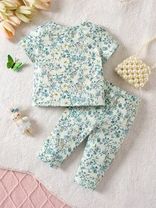 SHEIN Newborn Baby Girl Cute Summer Casual Knit Graphic Short Sleeve Pajama Set - Mint Green - View 3