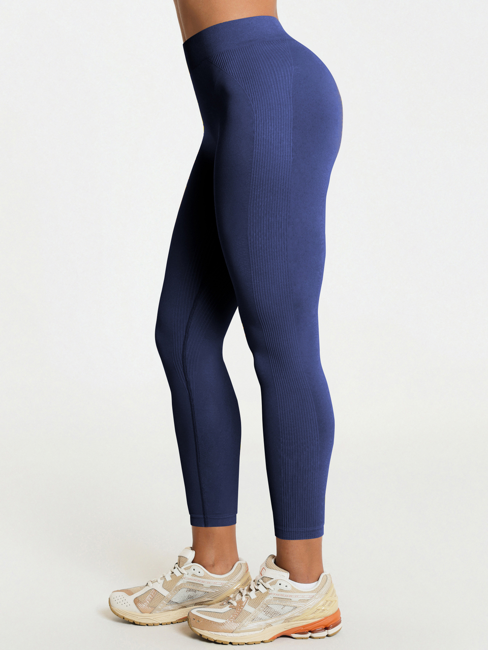 11SKNDS High-Waist Seamless Ribbed Leggings With Sculpting Seam Detail And Cropped 7/8 Length With Sweat-Wicking, Stretchy, Buttery-Soft, Tummy Control & Butt-Lifting, For Gym Workout Fitness Yoga Pilates Studio, Running, Training & Hy-Rox