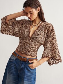 Bohemela Casual Floral Lace Curved Hem V-Neck Lantern Sleeve Blouse - Brown - View 3