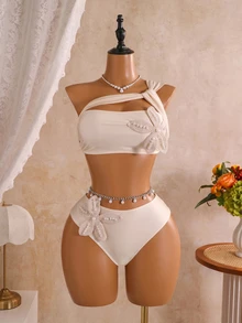 SHEIN Swim 女款新款純色杏色不對稱領口極簡日常兩件式泳衣，夏季風格，珍珠針織3D花卉設計，簡約高端比基尼套裝，適合海灘度假、日常拍照、遊艇、派對必備泳裝 - 米色 - 查看 5