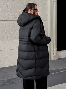 Trelyra Women Regular Fit Contrast Lining Winter Coats - الأسود - مشاهدة 2