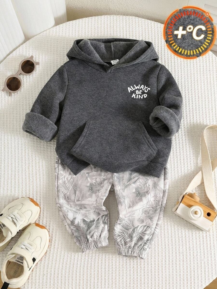 SHEIN 男女嬰幼兒 2件組秋冬保暖內裡加厚時尚迷彩圖案連帽衛衣套裝，男嬰冬季套裝，運動服，街頭風
