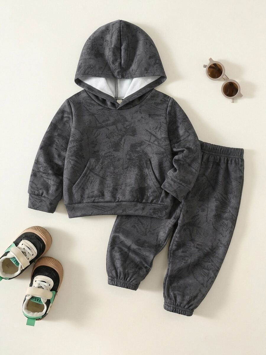 SHEIN 中性嬰兒男/女幼兒 2件組秋冬保暖內裡加厚休閒時尚黑色紮染連帽衛衣套裝，男嬰冬季套裝運動服