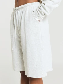 11SKNDS Oversized Longline Fleece Bermuda Shorts With Elastic Drawstring Waist Relaxed Wide Leg Sweat Shorts Casual Everyday Loungewear Spring Summer - Light Grey - View 5