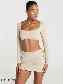 11SKNDS Atasan Crop Lengan Panjang Leher Persegi dengan Desain Punggung Terbuka, Potongan Pinggang Pas, Detail Logo Kecil, Kasual Minimalis Dasar untuk Brunch Warna Beige Musim Panas - Aprikot - View 2
