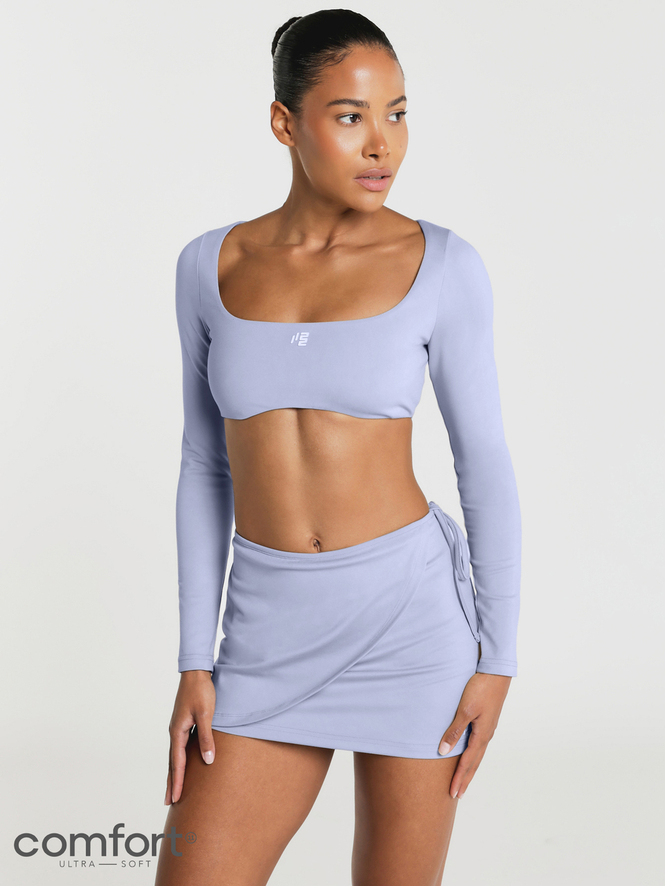 11SKNDS Long Sleeve Square Neck Crop Top With Open Back Detail, Ultra Soft Fabric, Fitted Cut, Ideal For Casual Sexy Outings Summer Layering Gym Light Blue