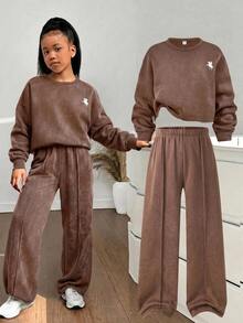 SHEIN 青少年女孩運動衫套裝，復古做舊印花 2 件套，圓領長袖小馬印花短版運動衫與寬鬆長褲休閒穿搭 - 彩色 - 查看 1