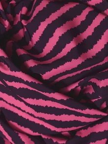 Nöista  Fitted Top With Fuchsia Wavy Stripes,Perfect For Urban Commuting Or Parties.Fall Winter, Elegant,Casual,Cute,Going Out. - Hot Pink - View 11