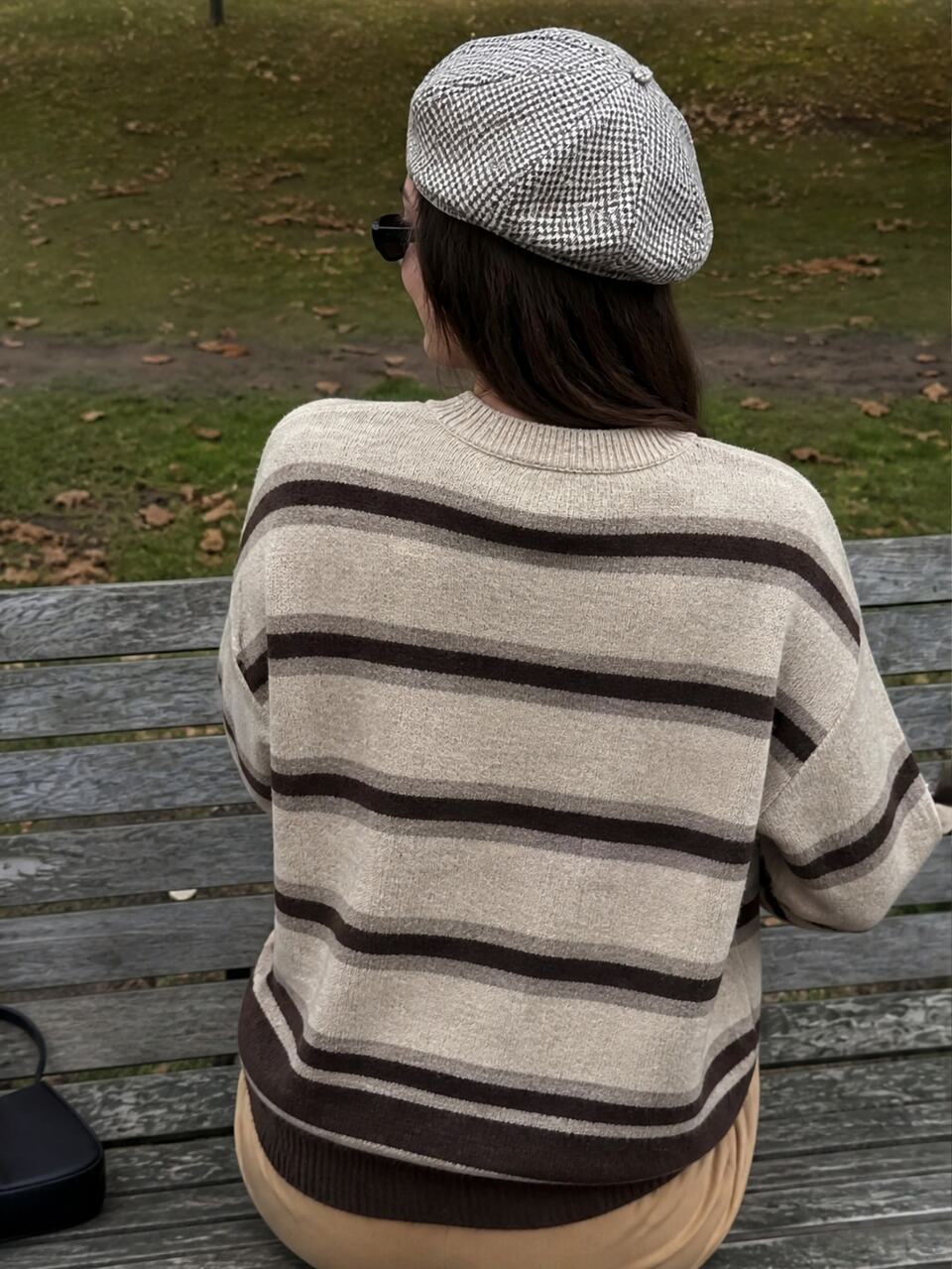 Anewsta American Retro Cute Contrast Color Beige Striped Knit Sweater, Cartoon Bear Applique Embroidery, Loose Drop Shoulder Lazy Versatile Daily Base Layer