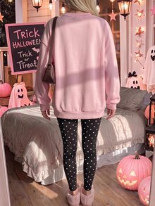 SHEIN EZwear 超可愛粉黑配色萬聖節南瓜幽靈波點圖案 Hey Bootiful Trick Or Treat 休閒柔軟圓領寬鬆套頭運動衫套裝，秋冬日常、萬聖節、甜美女孩風、南瓜季、BOO! - 彩色 - 查看 2