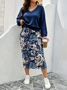 SHEIN LUNE CURVE 大尺碼女款純色V領長袖運動衫與花卉印花裙休閒兩件套秋季 - 彩色 - 查看 1