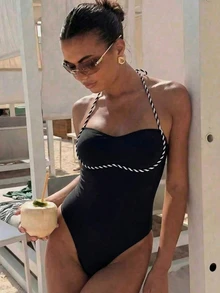 SHEIN Swim 女士连体泳衣 - 简约、优雅、休闲，适合夏季户外海滩穿着。基础款，百搭，纯色拼接，扭绳系带露背设计：显瘦塑形，适合海滩度假、泳池派对、春假等场合。 - 黑色 - 查看 4