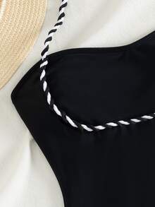 SHEIN Swim 女士连体泳衣 - 简约、优雅、休闲，适合夏季户外海滩穿着。基础款，百搭，纯色拼接，扭绳系带露背设计：显瘦塑形，适合海滩度假、泳池派对、春假等场合。 - 黑色 - 查看 7