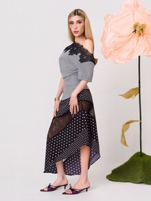 PRISCILA ESCOTO PRISCILA ESCOTO 女士蕾丝拼接缎面衬衫，不对称肩领设计 - 黑與白 - 查看 5