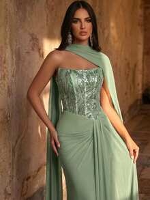 Glamrae Elegant Luxurious Beaded Sequin Bubble Bead Patchwork Elastic Knit Mesh Ruched Ruffle Split Mermaid Dress With Halter Neck, Suitable For Wedding, Party, Bachelorette Party, Vacation, Prom, Evening Gala - Green - View 3