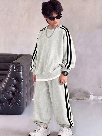 2pcs Set Anak Laki-laki Remaja Musim Gugur/Dingin, Kaos Lengan Panjang dan Celana Jogger, Nyaman, Serbaguna, Kasual, Modis, Sporty, Minimalis, Gaya Serbaguna, Cocok untuk Dalam Ruangan, Luar Ruangan, Sehari-hari, Olahraga, Bermain, Pesta, Fotografi, Liburan.