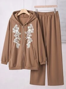 Rusticease Plus Size Women's Applique Decor Zipper Front Hooded Sweatshirt And Sweatpants Casual 2-Piece Set - Brown - View 3