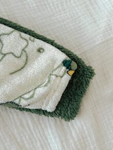SHEIN 2件裝新生兒男嬰女嬰秋冬款可愛休閒卡通動物圖案毛茸茸連帽連腳連身衣家居服，中性嬰兒服飾，嬰兒冬季衣物 - 綠色 - 查看 5