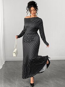 Elenzga Gaun Wanita Ukuran Plus Motif Minimalis dengan Bahu Asimetris dan Detail Kerut di Pinggang, Lengan Panjang, Cocok untuk Musim Gugur. - Hitam dan Putih - View 5