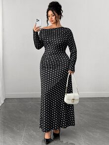 Elenzga Gaun Wanita Ukuran Plus Motif Minimalis dengan Bahu Asimetris dan Detail Kerut di Pinggang, Lengan Panjang, Cocok untuk Musim Gugur. - Hitam dan Putih - View 8