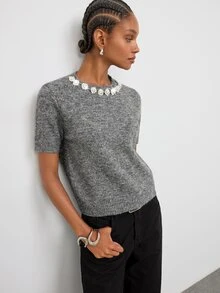 Maija Atasan Rajut Wanita Warna Abu-abu Muda dengan Hiasan Berlian di Garis Leher, Lengan Pendek, Kasual Kantor, Elegan - Grey - View 8