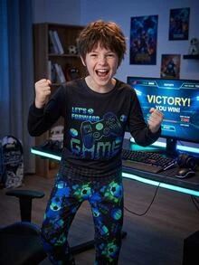 SHEIN 2件組兒童青少年男孩休閒日常舒適霓虹遊戲機與霓虹足球圖案圓領套頭睡衣上衣與長褲針織居家服緊身套裝 - 黑色 - 查看 9