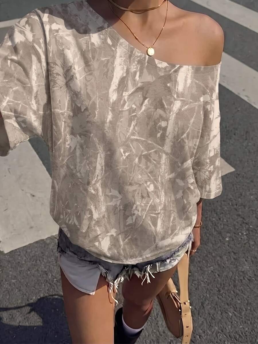 Muchica 休閒極簡街頭風仿水洗效果樹枝迷彩印花落肩短袖寬鬆女款T恤,適合春夏穿著 - 彩色 - 查看 1