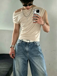 Manfinity Dauomo Men's Solid Color Asymmetric Shoulder Pleated Casual T-Shirt - Beige - View 6