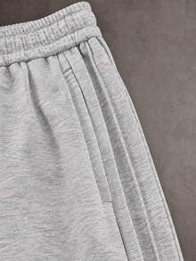 STYNVO Men's Casual Drawstring Waist Pocket Loose Sweatpants For Daily Wear - Grey - View 4