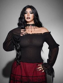 Whyspr Atasan Wanita Ukuran Besar Model Goth Halloween Lengan Lonceng Transparan dengan Bahu Tunggal dan Detail Kerut - Hitam - View 4